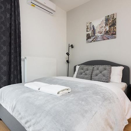 Apartments Nearto Main Railway Station كراكوفيا المظهر الخارجي الصورة